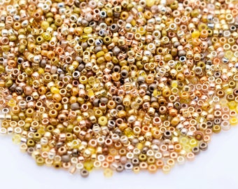 Gold beads mix, seed beads mixture, 40 gr. Frosted, Pale gold beads, all shades mix, Japanese Toho and Czech Preciosa 10/0, Beads mix #26