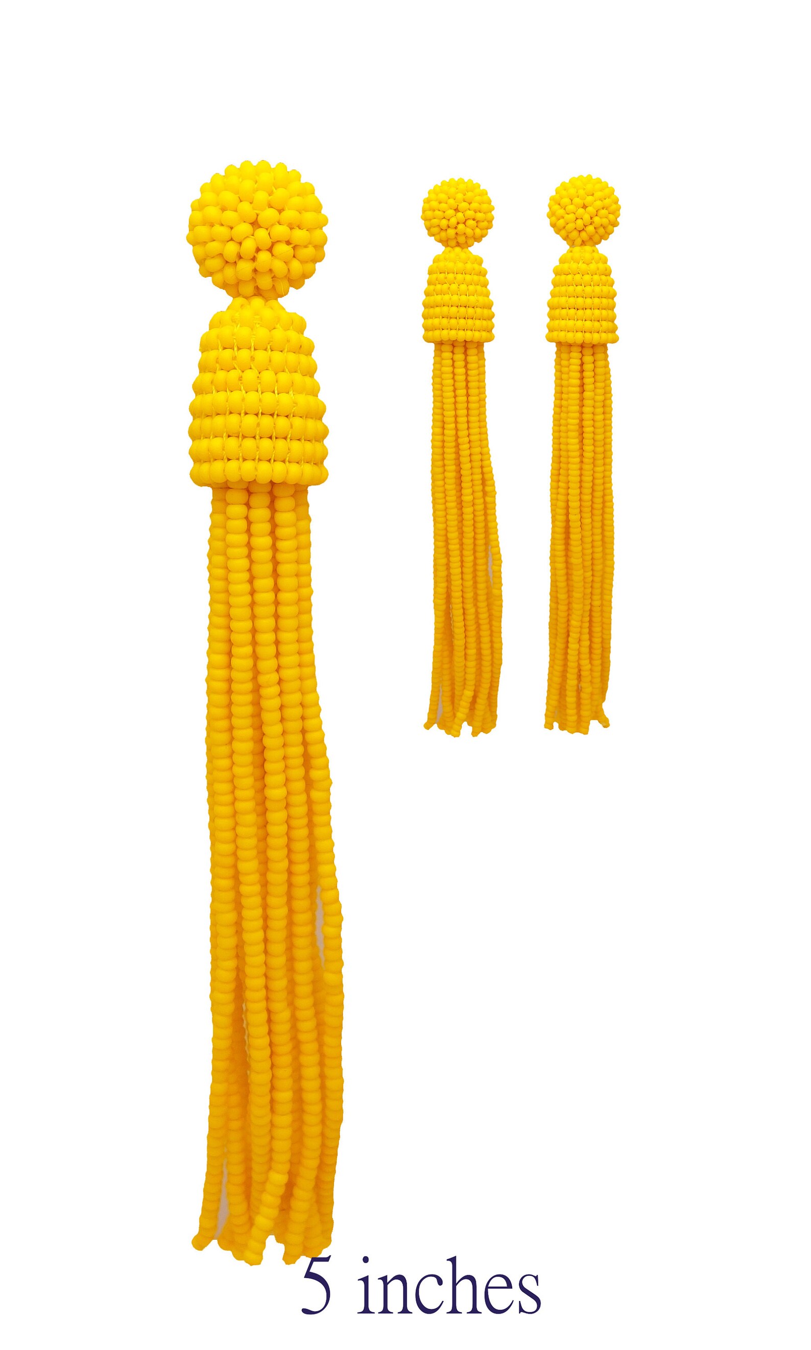 Parol earrings with yellowgreen tassel