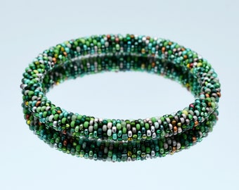 Green Bracelet , Green silver bangles of seed beads mix, ALL SIZES, Handmade bead crochet bracelet, Nepal style bangle, small beads