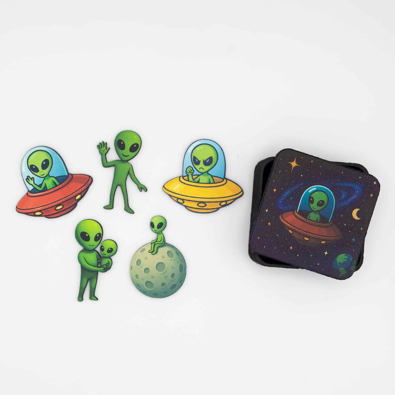 Alien Magnet Set, Space Alien Fridge Magnets, Wood UFO Magnets, Cute Alien Decor, Kids Gift, Sci Fi Kitchen Magnets, Made in Belgium image 4