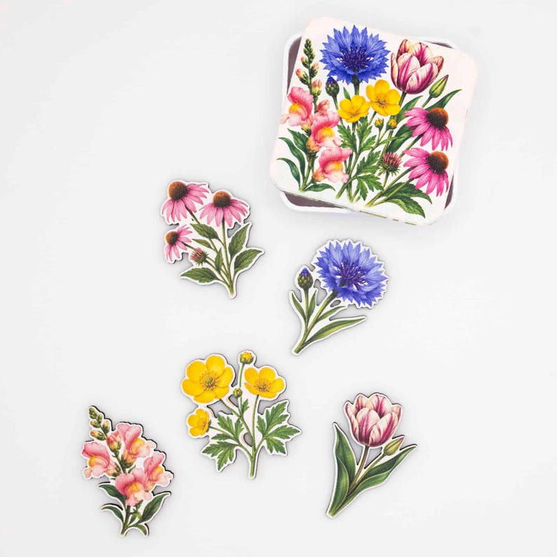 Flower Fridge Magnet Set - Wood Magnets with Floral Print - Neodymium Magnets - Belgian Handmade Kitchen Gift image 1