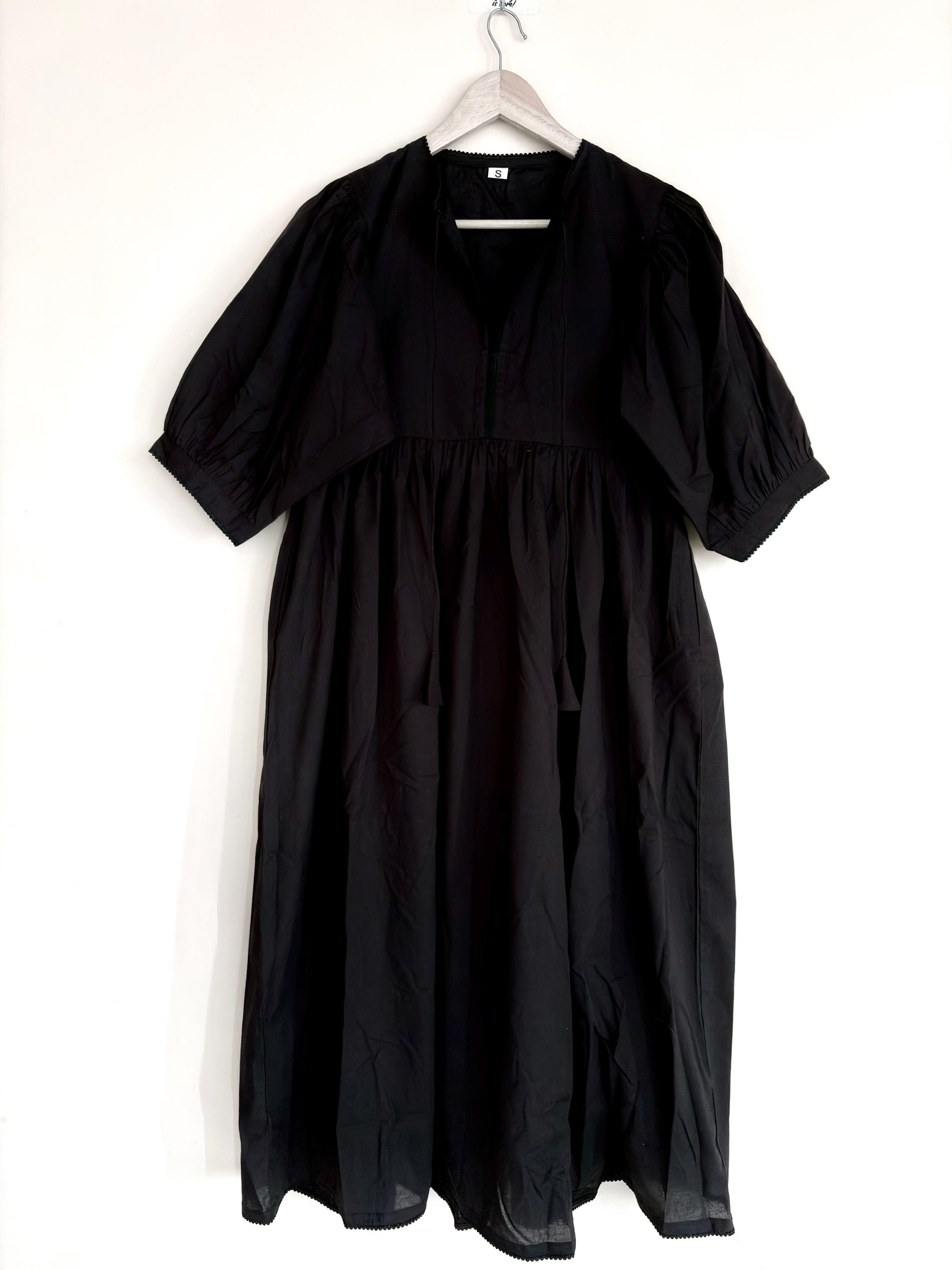 tall maxi dresses Long Sleeve Dress in Black front length 54.2 in Cotton T-shirt dress | maxi dress with sleeves Size:170