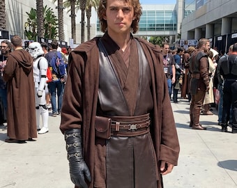 Star Wars Inspirerad Brun Jedi Robe Flygdräkt Anakin Skywalker Jedi Cosplay Kostymer