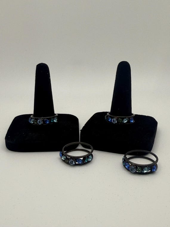 Blue Rinestone Ring Size 9 - image 1