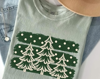 Comfort Colors Christmas Tree Shirt, Retro Christmas Tee, Vintage Holiday T Shirt, Christmas Gift for Women, Festive Winter Graphic Tee