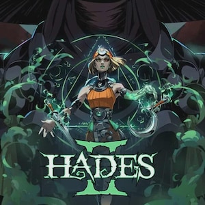 Könnte beinhalten: Eine digitale Illustration mit dem Titel Hades II in hellgrünem Text. Eine zentrale Figur mit kurzem blondem Haar trägt ein orangefarbenes Oberteil und eine dunkle Rüstung und hält zwei geschwungene Klingen. Grüne magische Energie wirbelt umher.