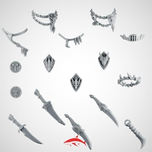 Peut inclure: Ensemble d'accessoires de jeu de fantasy miniatures en plastique gris, comprenant des dagues, des boucliers, des couronnes et des éléments de cotte de mailles. Les accessoires sont conçus pour les jeux de table ou les jeux de guerre miniatures.