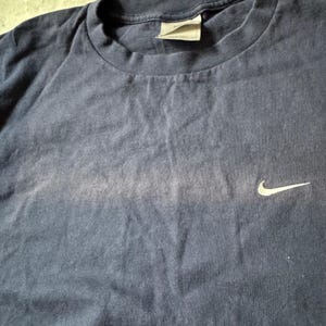 Vintage Nike Center Swoosh Navy Blue T-Shirt Mens Medium Y2K Faded Short Sleeve image 3