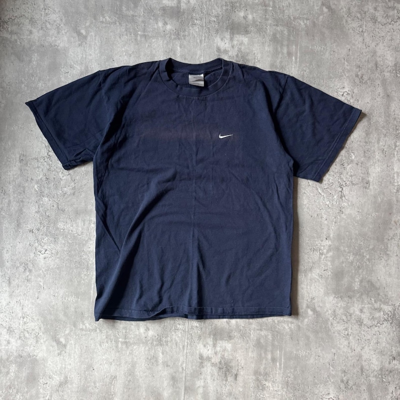 Vintage Nike Center Swoosh Navy Blue T-Shirt Mens Medium Y2K Faded Short Sleeve image 1