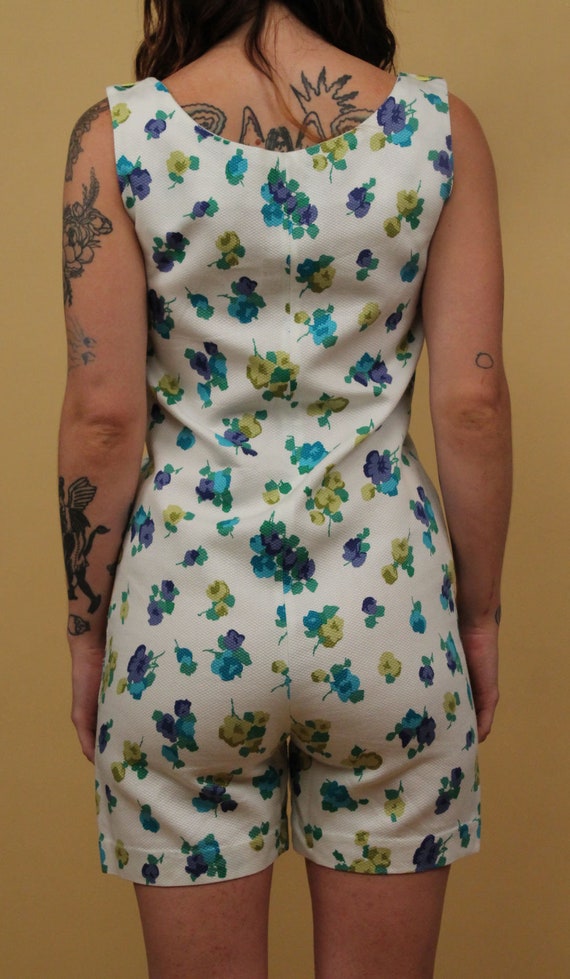 60s Vtg Mod White Green Blue Floral Cotton Romper… - image 7