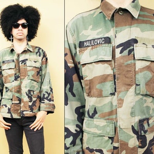 70er Jahre VTG US Army Camo Camouflage Button Up Baumwolle Leichte Jacke Langarm Shirt Chore Mantel Militärarmee Miliz Grün Herren Klein Kurz