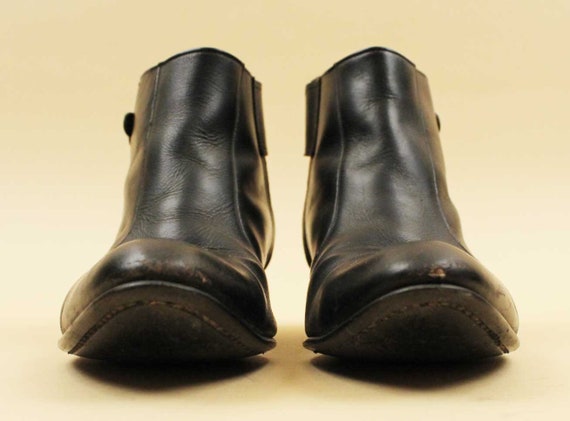 60s Vtg rare Black Leather Ankle Boot Zip Up Chel… - image 3