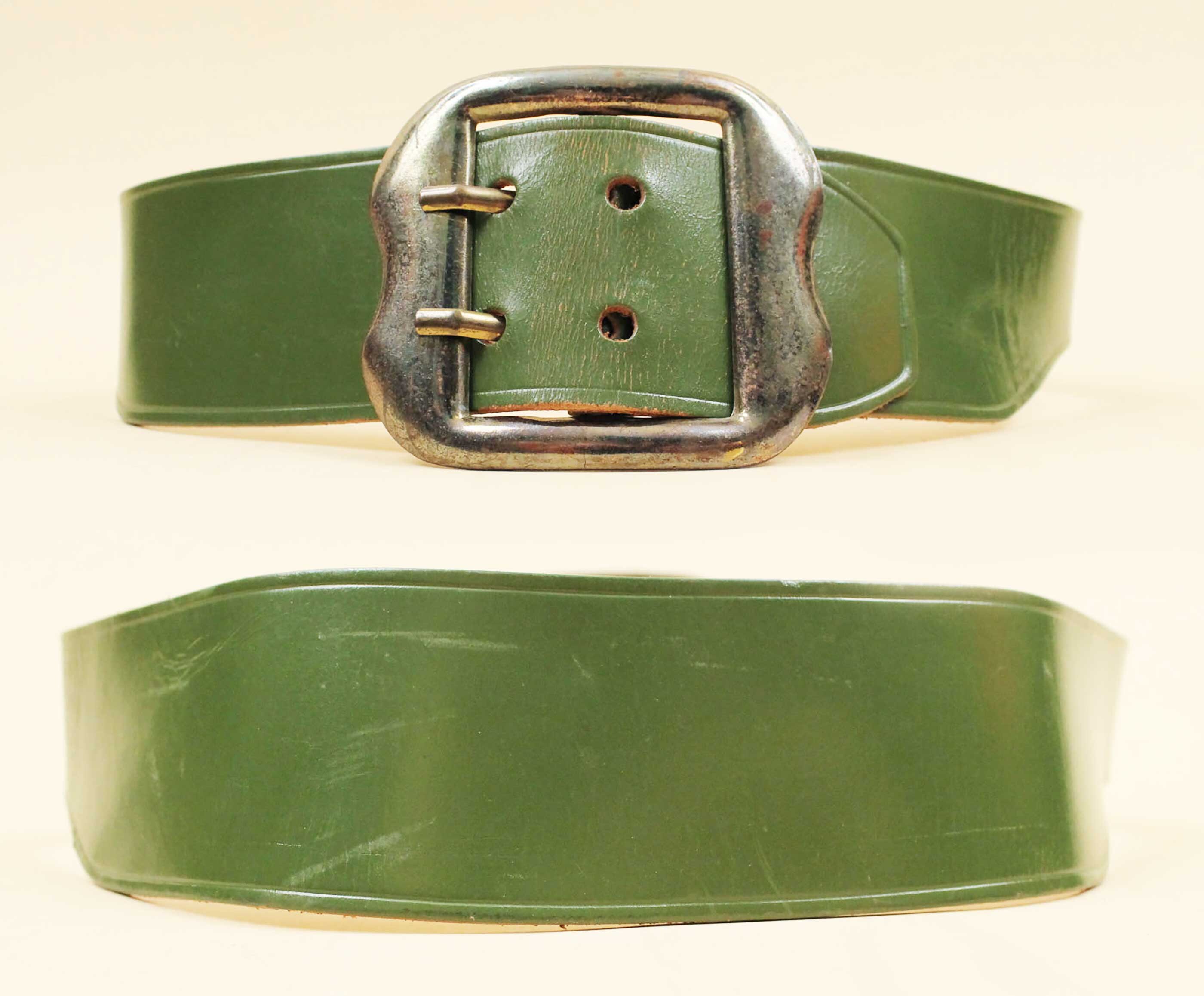 輝い Vtg 70s 60s Avocado Square Giant Belt Waist Leather Green ミュージシャン