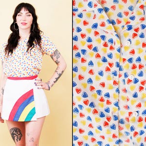 70s 80s Vtg Cartoon Hearts Novelty Print Collared Short Sleeve Shirt Blouse Primary Colors Button Up Cotton Xs-Sm B34" W32" H36" L21"