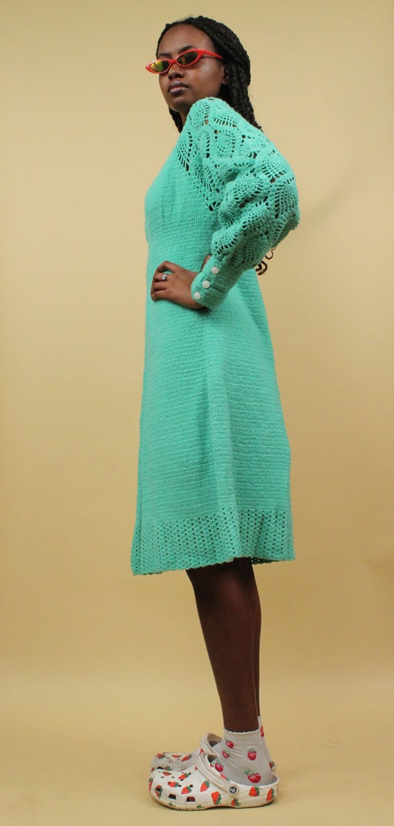 60s 70s Vtg Handmade Sea Foam Crochet Mini Dress … - image 6