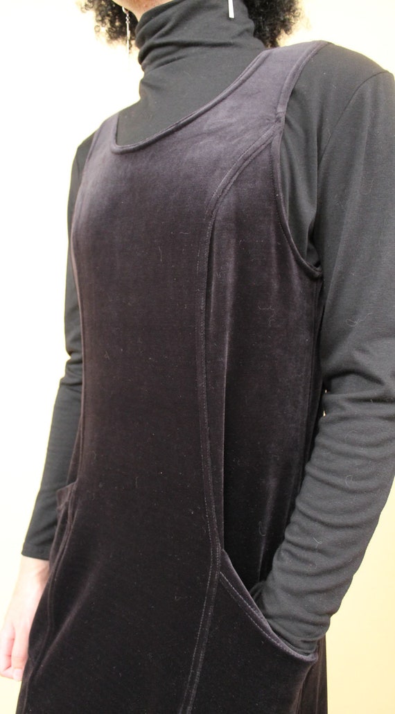 90s Vtg Black Stretch Velvet Sheath Dress Sleevel… - image 5