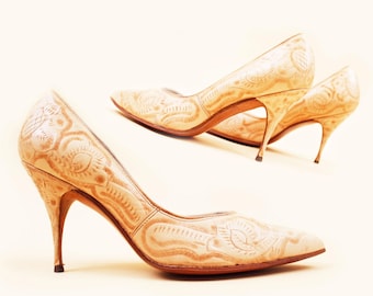 Tacones de aguja de cuero repujado de los años 50: zapatos pin-up estilo western vintage talla 6 de EE. UU.