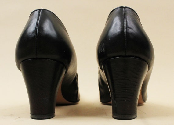 40s 50s Vtg Black Leather High Heels Gold Piping … - image 7