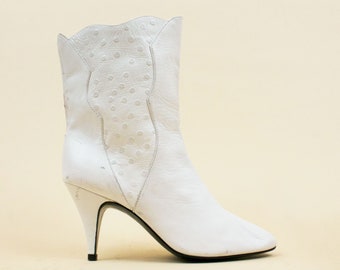 70s 80s Vtg White Leather Stiletto Spike High Heel Boot Mid Calf Punk New Wave Ostrich Texture Womens US 5.5 EU 35.5