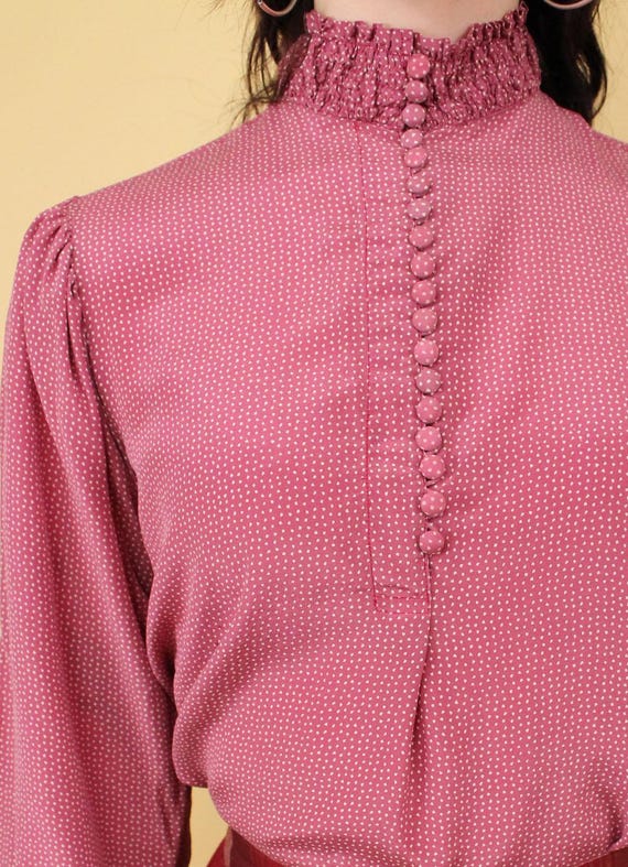 70s 80s Vtg Paris Silk Pink Mauve Ruffle High Collar & Cuff Button