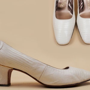 50s 60s Vtg Genuine REPTILE White Lizard Mid High Heel Almond Toe Pumps / Pin Up VLV Retro Bridal Wedding Leather Sole 6 EU 36