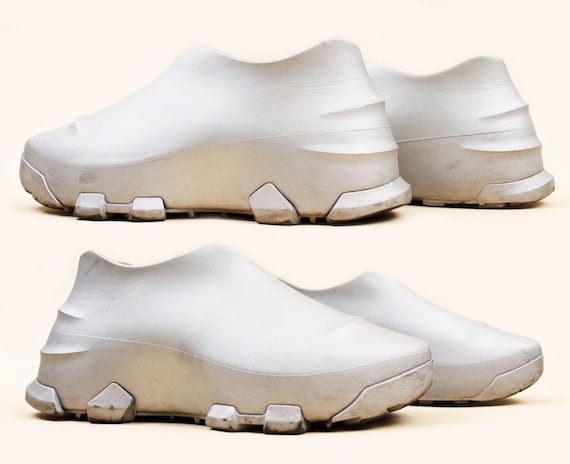 Vtg Givenchy Monumental Mallow Sneaker Shoe Clog Futuristic Silver 