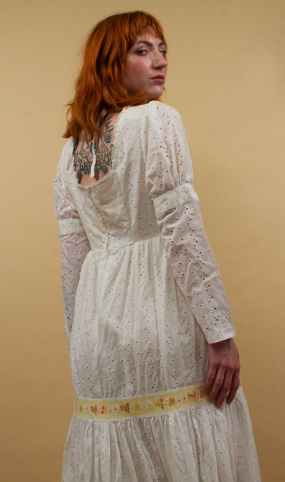 60s 70s Vtg White Cotton Eyelet Lace Tiered Mutto… - image 2