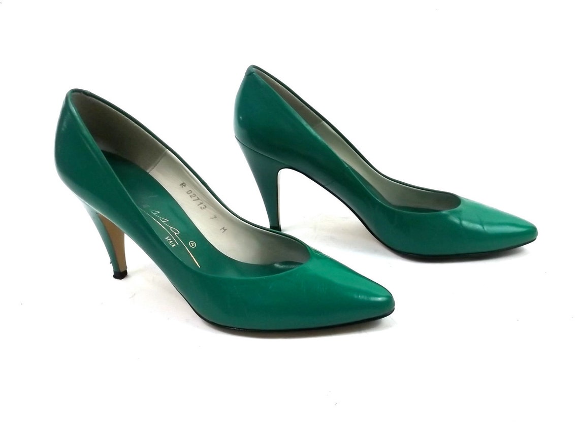 Emerald Green Leather Heels // Size 7 // womens vintage shoes Etsy