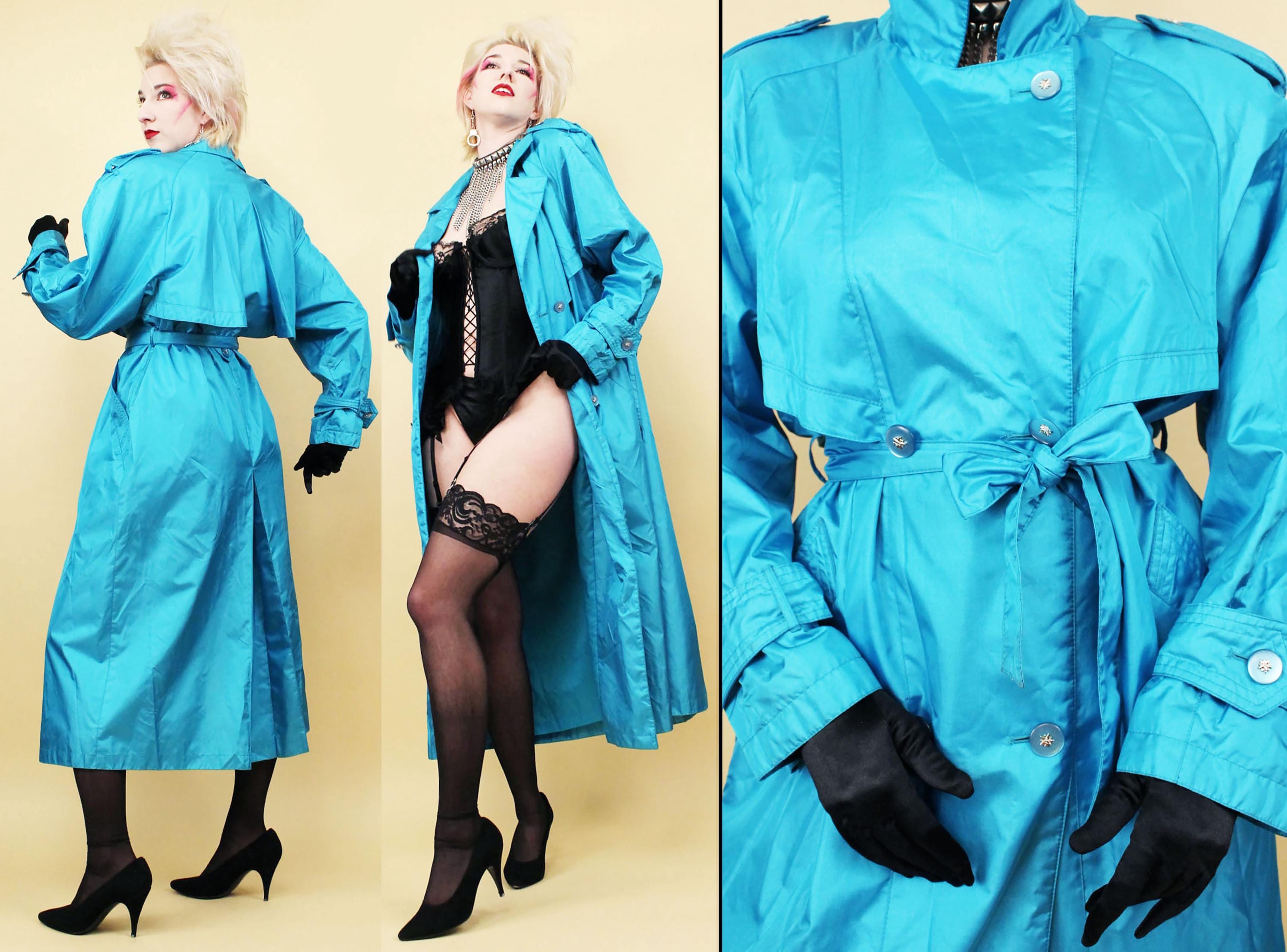 80s Vtg Turquoise Blue Nylon Noisy Trench Rain Coat Belted 80s Vtg Turquoise Blue Nylon Noisy Trench Rain Coat Belted