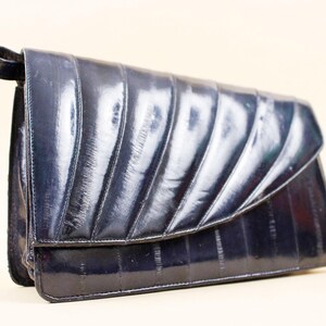 80s Vtg Midnight Blue Eel Skin Leather Purse Shoulder Bag Envelope Style Rectangle Shape Clutch Removable Strap Shell Mermaid 10" x 6.5"