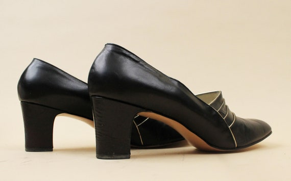 40s 50s Vtg Black Leather High Heels Gold Piping … - image 8