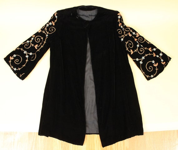 30s 40s Vtg Black Silk Velvet Jacket Bell Sleeve … - image 10