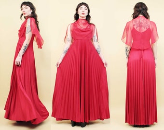 70s Vtg Crimson Red Floor Length Pleated Gown Detachable Sheer Organza Cape Sleeveless Slip Women's tag 7/8 Xs