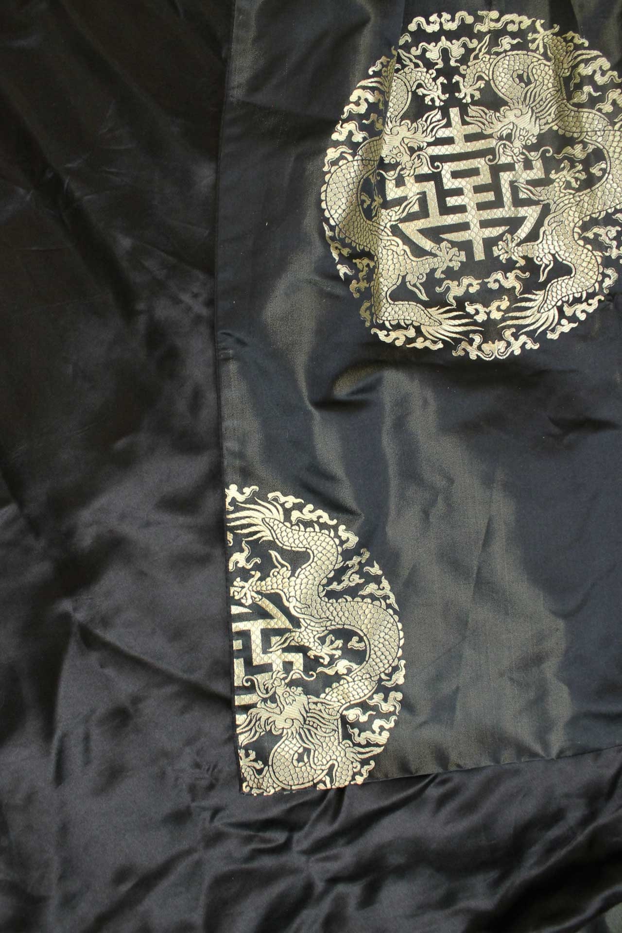 50s 60s Vtg Black 100% Silk Chinese Gold Embroidered Robe Smoking