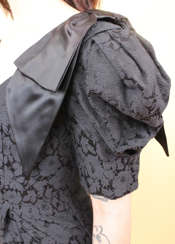80s Vtg Black Brocade Tapestry Mini Dress Puff Sl… - image 2