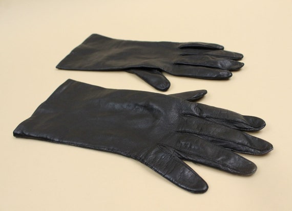 60s Vtg Black Italian Leather Gloves Soft Buttery… - image 4