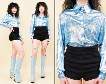 90s Y2K Vtg Liquid Icy Blue Metallic Hearts Novelty Print Collared Long Sleeve Shirt Blouse Button Up Xs Sm B36" W32" H36" L21"