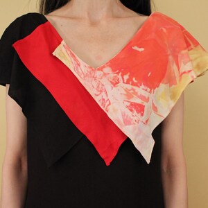 70s 80s Vtg Avant Garde Triangle Collar Black & Red Sheath Dress Batik Tie Dye Wearable Art Women's tag 5/6 Xs image 7