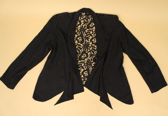 80s Vtg Black Sheer Lace Bolero Cropped Jacket Lo… - image 2