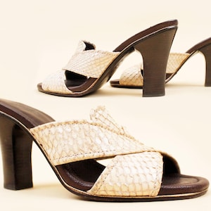 90s Vtg Beige Snakeskin Python Mule Slide Slipper Heel Women's US 7 EU 37