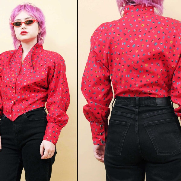 Jaren 80 Vtg Rood Katoen Zuidwestelijke Print Western Button Up Collared Shirt Hoekig V Vorm Puntige Voorkant Rodeo Banjo USA Women's tag Medium