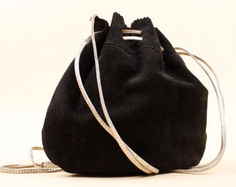 70s 80s Vtg Black Suede Leather Silver Drawstring Purse Shoulder Bag 10" x 9 "