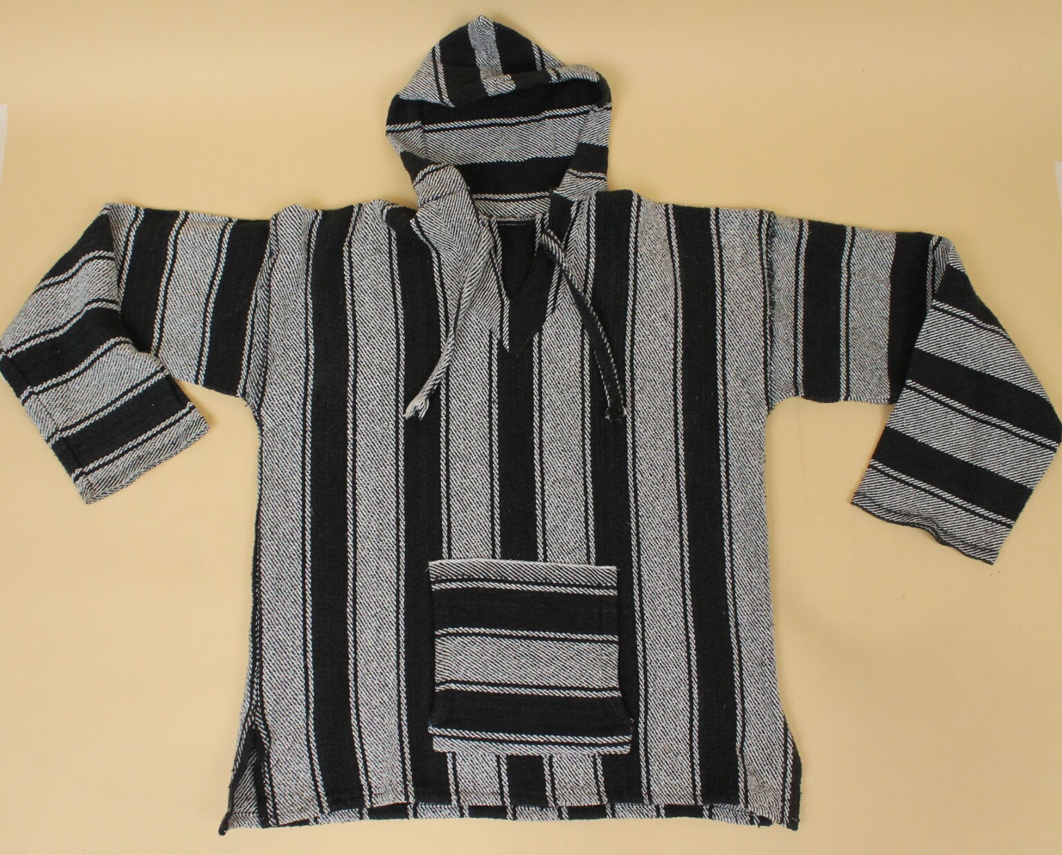 ジャケット・アウター 70s Mexican rug hoodie jacket Classic Mexican Baja Hoodie Sweater Pullover (Beige, Medium