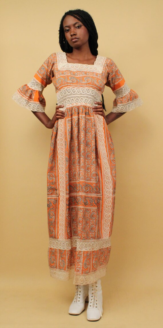 60s 70s Vtg Orange Paisley White Lace Mexican Wed… - image 4