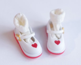 Rui's Studio - Vinyl Toy Mary Jean Shoes with White Socks Set for Blythe doll OB24  - White w Red Heart