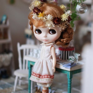 Miss yo Snowflake border two layer dress / inner dress for Blythe doll - doll outfit - Brown