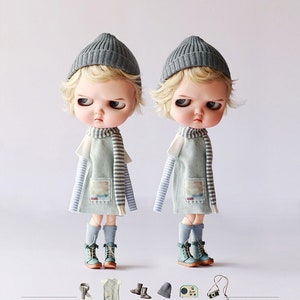 SCONTO 20% - Maglietta lunga a maniche doppie Miss yo 2020 per bambole Blythe - Maglietta color menta con maniche a righe blu