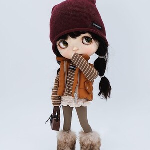 Ready Stock! - Neon Apple Brown Winter Down Vest for 1/6 dolls Blythe dolls