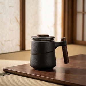 Taza de té japonesa con infusor – Taza de té negra hecha a mano – Taza con asa de madera – Taza para té de hojas sueltas – Estilo juego de té japonés