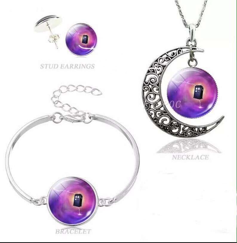 Pretty Doctor Who Tardis jewellery gift set bracelet earrings and necklace pendant whovians will love this Pink purple